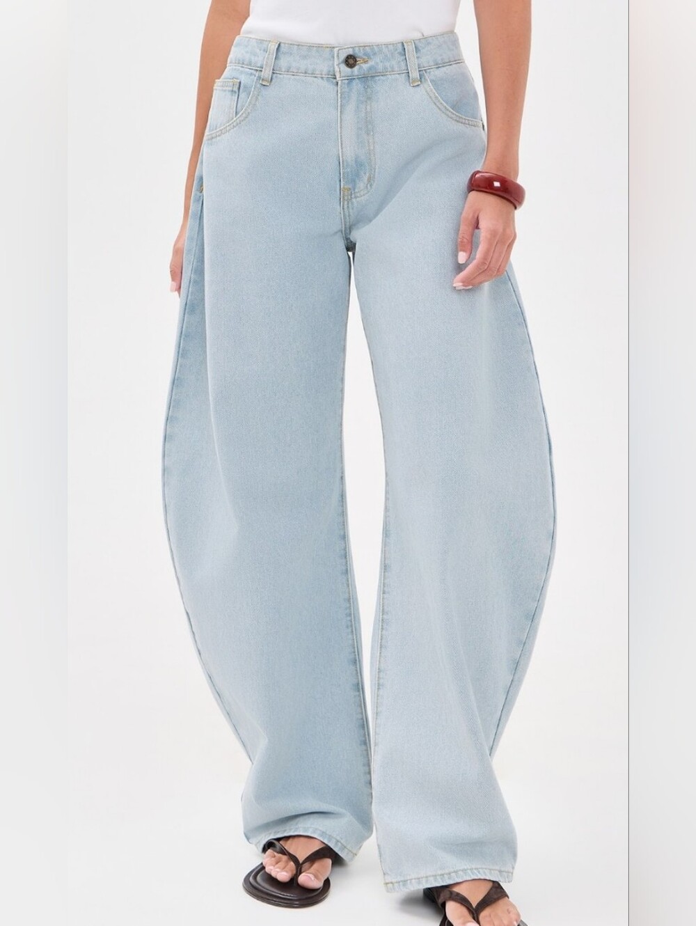 Lioness Horseshoe Barrel Leg Jeans Light Wash Denim Size S